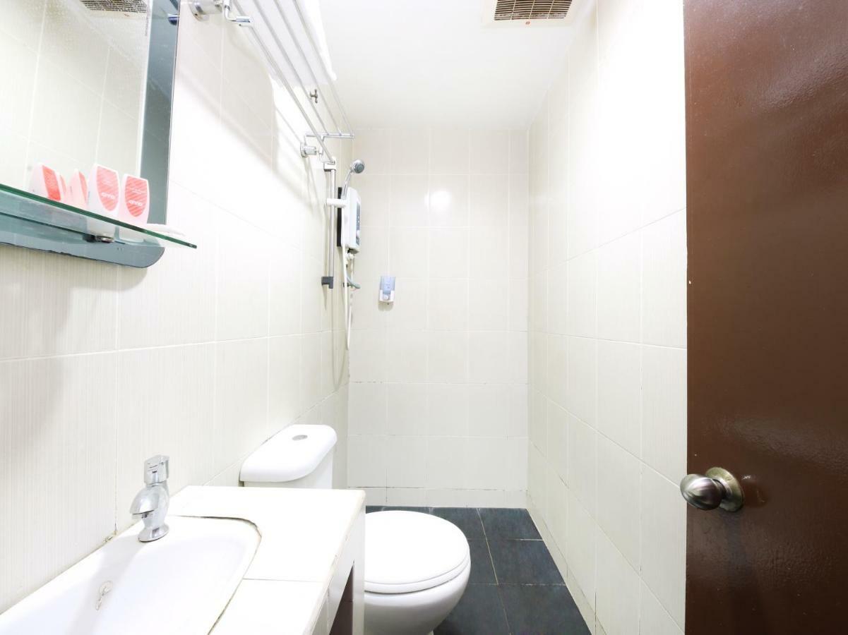 קואלה לומפור Oyo 280 Hotel Dragon Inn מראה חיצוני תמונה